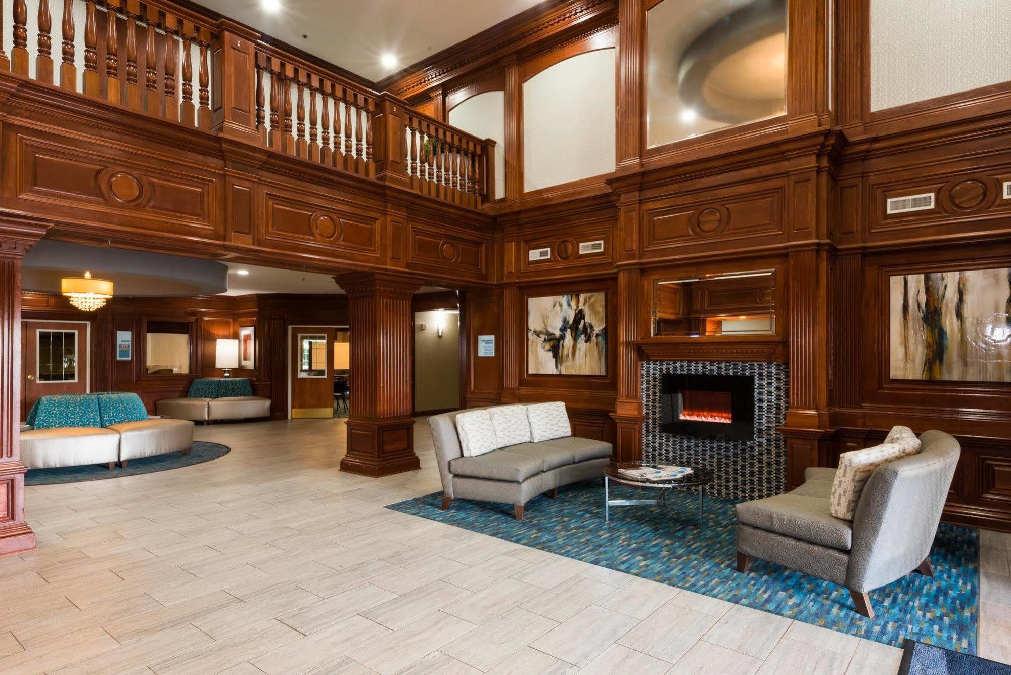 Holiday Inn Express & Suites Indianapolis North - Carmel By Ihg Esterno foto