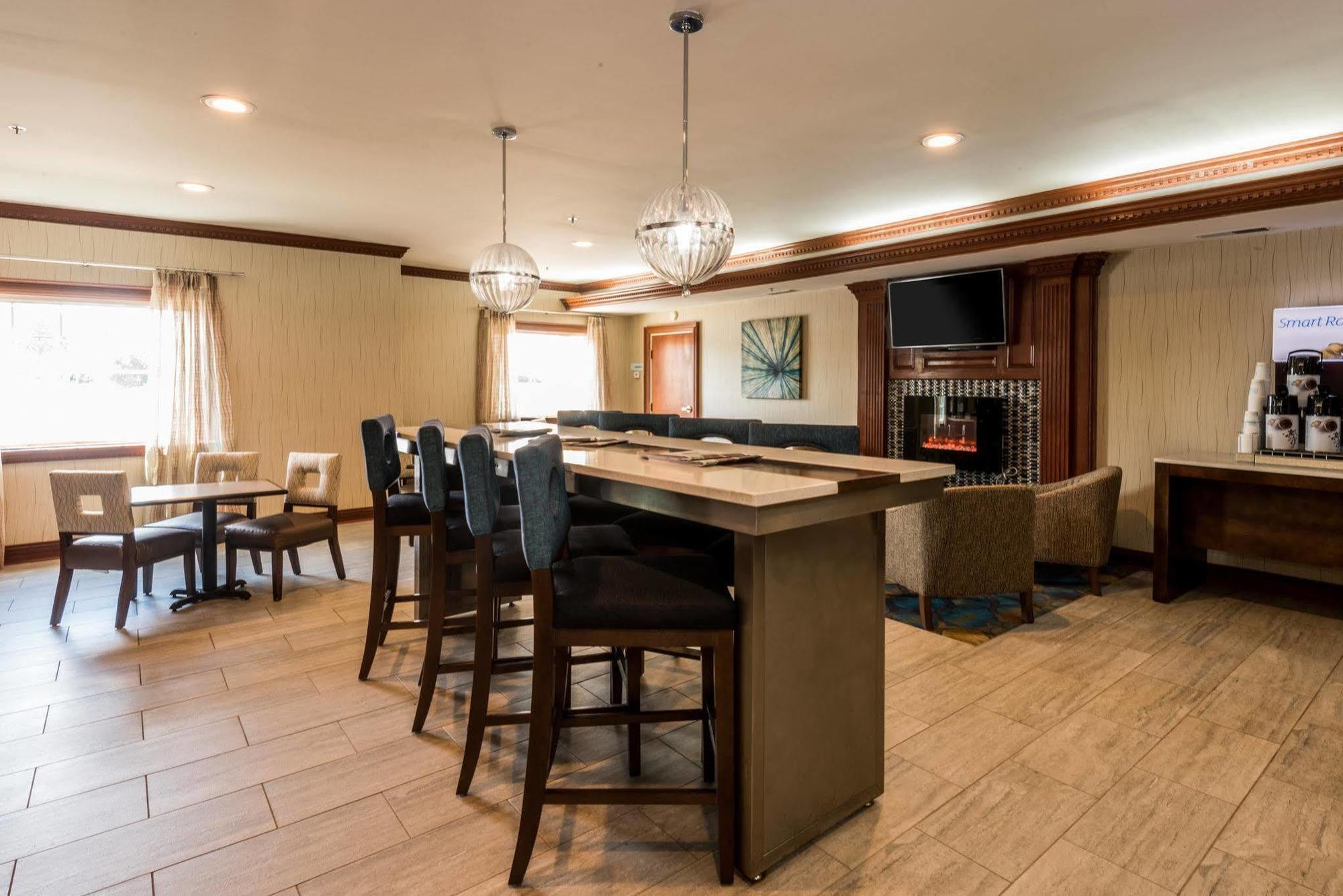Holiday Inn Express & Suites Indianapolis North - Carmel By Ihg Esterno foto