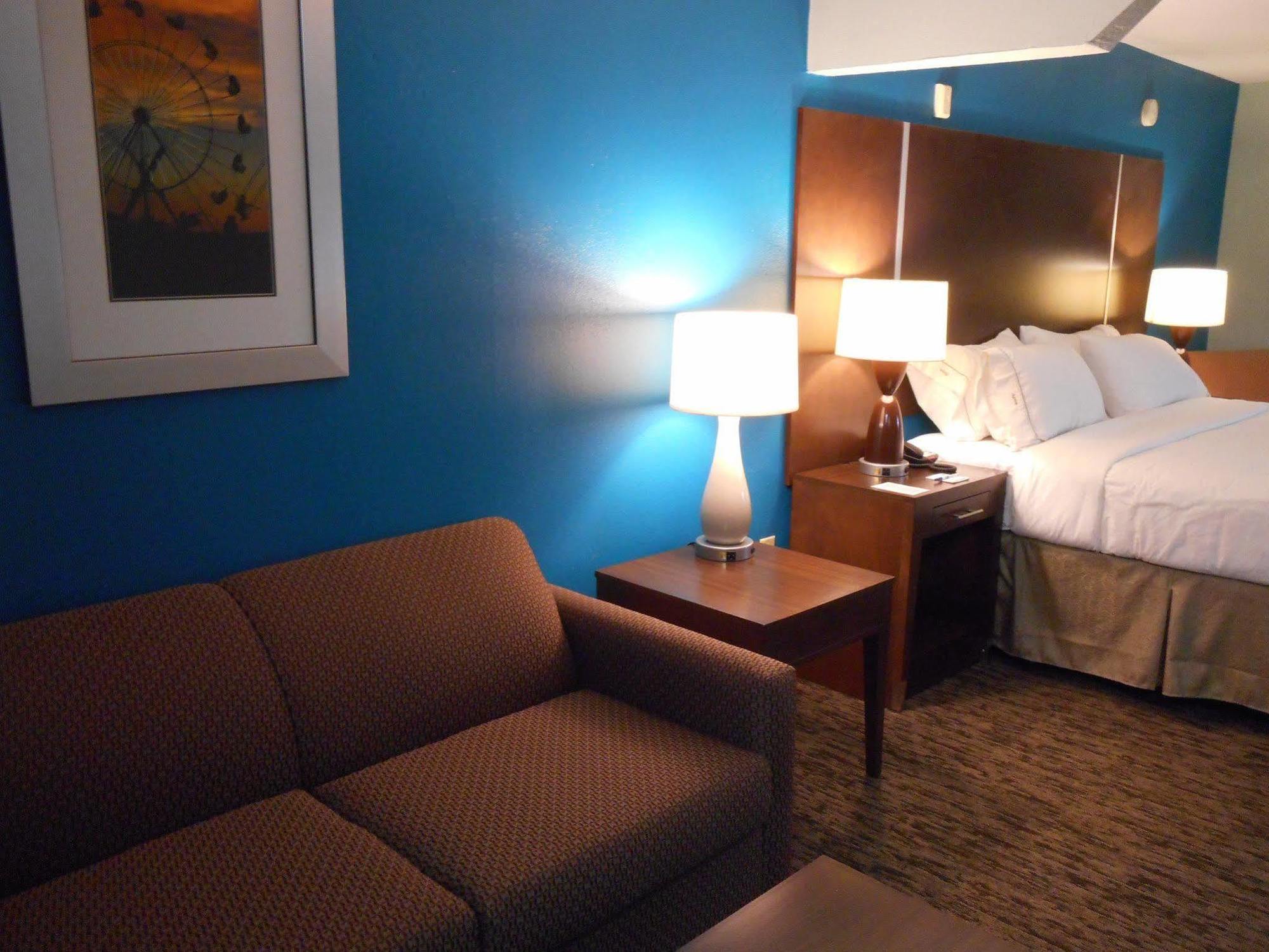 Holiday Inn Express & Suites Indianapolis North - Carmel By Ihg Esterno foto