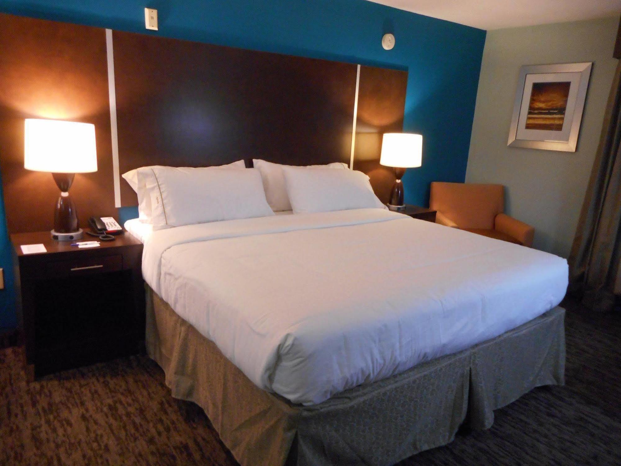 Holiday Inn Express & Suites Indianapolis North - Carmel By Ihg Esterno foto