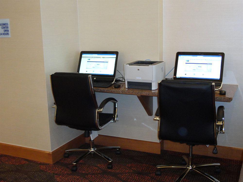 Holiday Inn Express & Suites Indianapolis North - Carmel By Ihg Esterno foto